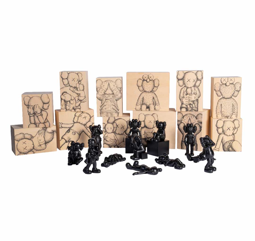 KAWS Bronze Editions（十二件一組） KAWS Bronze Editions (set of 12)