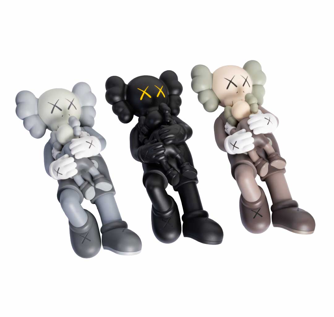 KAWS Holiday Singapore（三件一組） KAWS Holiday Singapore (set of 3)